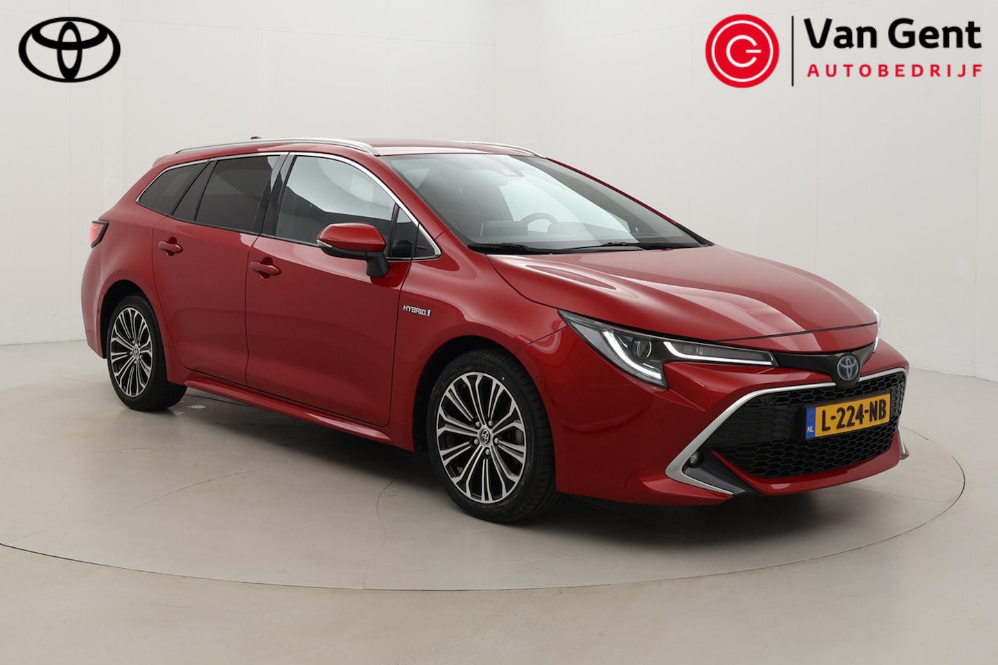 Toyota Corolla Touring Sports - 1.8 Hybrid Executive | Navigatie | Dodehoek detectie | Head-up display | Stoelverwarming | - AutoWereld.nl