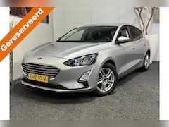Ford Focus - 1.0 ECOBOOST TREND EDITION NAVIGATIE CRUISE CONTROL APPLE CARPLAY/ANDROID RIJSTROOKSENSORE