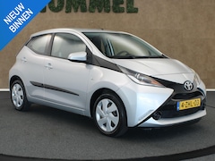 Toyota Aygo - 1.0 VVT-i x-play - ORIGINEEL NEDERLANDSE AUTO - CAMERA - AIRCO - GROOT MULTIMEDIASYSTEEM