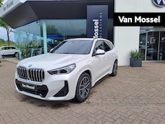 BMW X1 - xDrive25e | M-SPORT | PANO-SCHUIFDAK | LEER | 360 CAMERA | STOELVERWARMING |