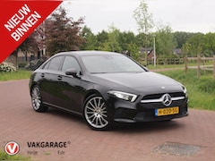 Mercedes-Benz A-klasse - 200 Launch Edition | Camera | Trekhaak | Automaat | Apple Carplay | Virtual Cockpit |