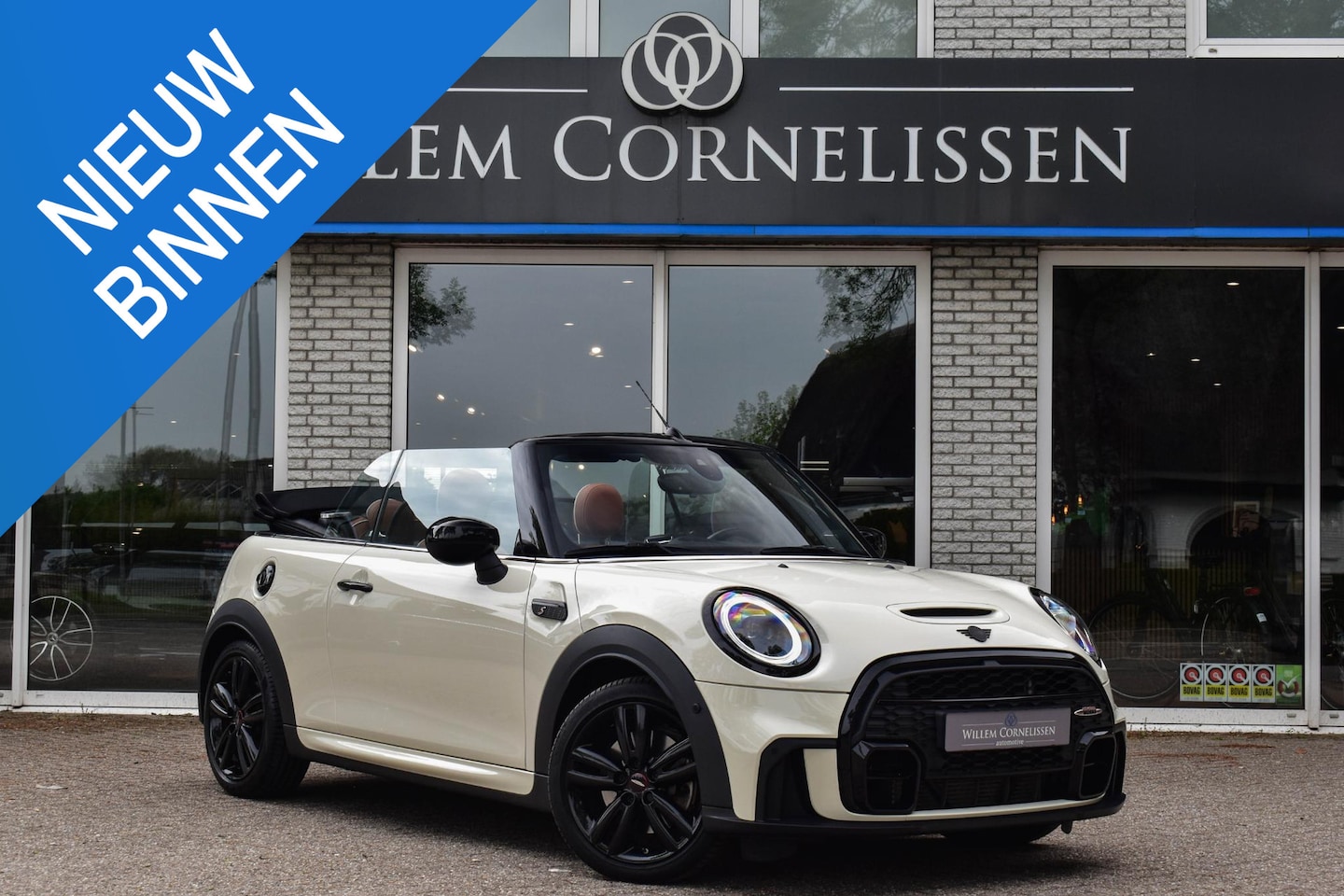 MINI Cabrio - Mini 2.0 Cooper S John Cooper Works Camera Leder Harman - AutoWereld.nl