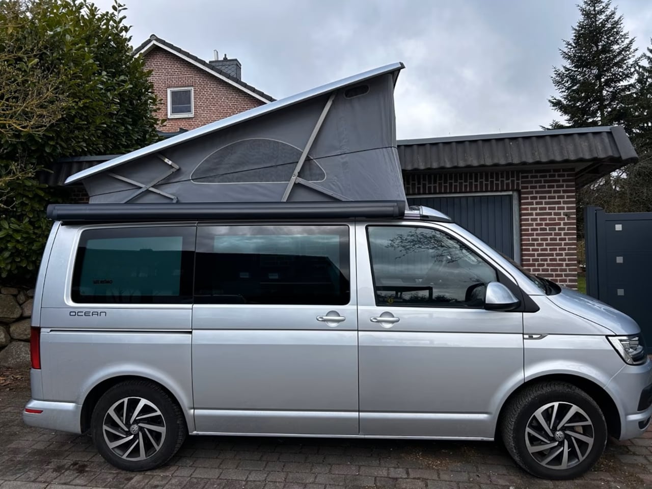 Volkswagen Transporter California - California Ocean Edition - AutoWereld.nl