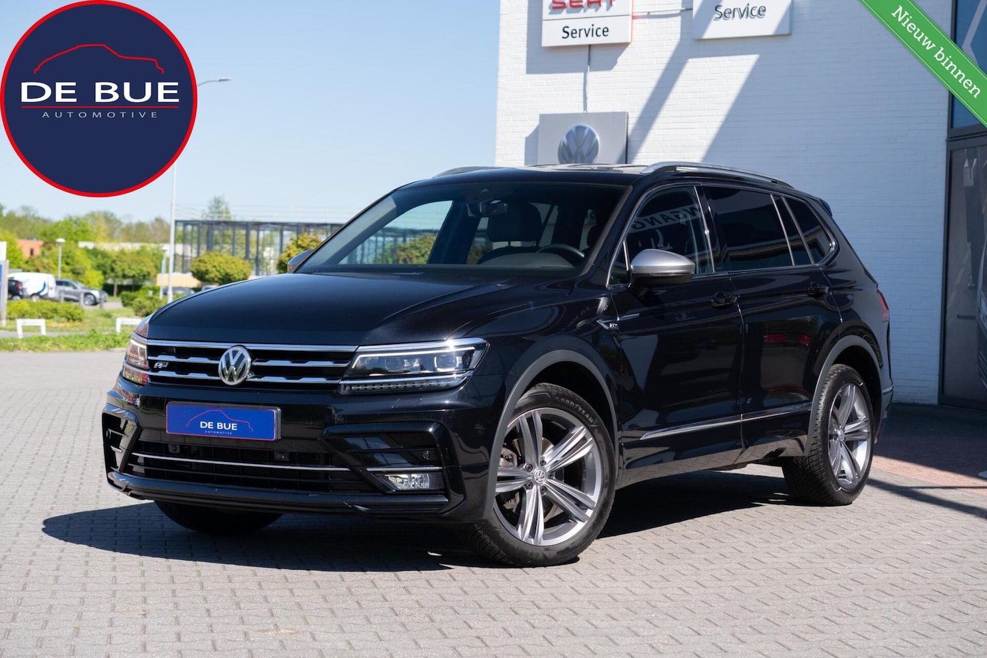 Volkswagen Tiguan Allspace - 1.5 TSI Highline Business R 7p.|Trekhaak|DSG Automaat|LED|CarPlay|7 Zitter|R-Line|Dealer O - AutoWereld.nl