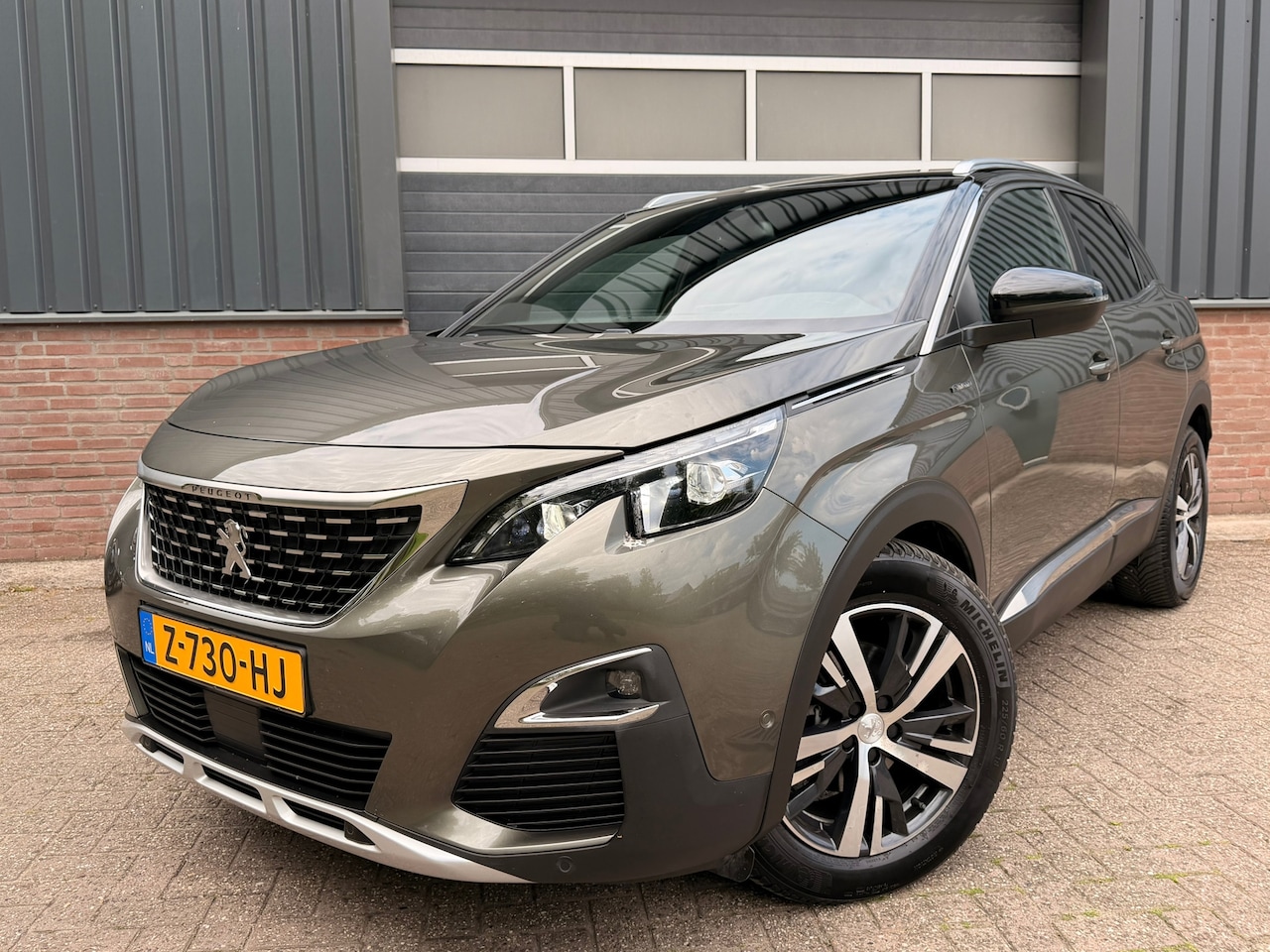 Peugeot 3008 - 1.6 e-THP 165PK GT Line 4x nieuwe banden All-season - AutoWereld.nl