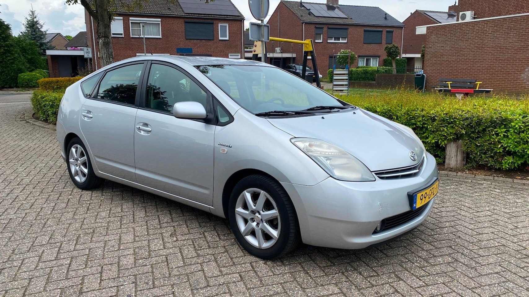 Toyota Prius - 1.5 VVT-i Tech Edition 1.5 VVT-i Tech Edition - AutoWereld.nl