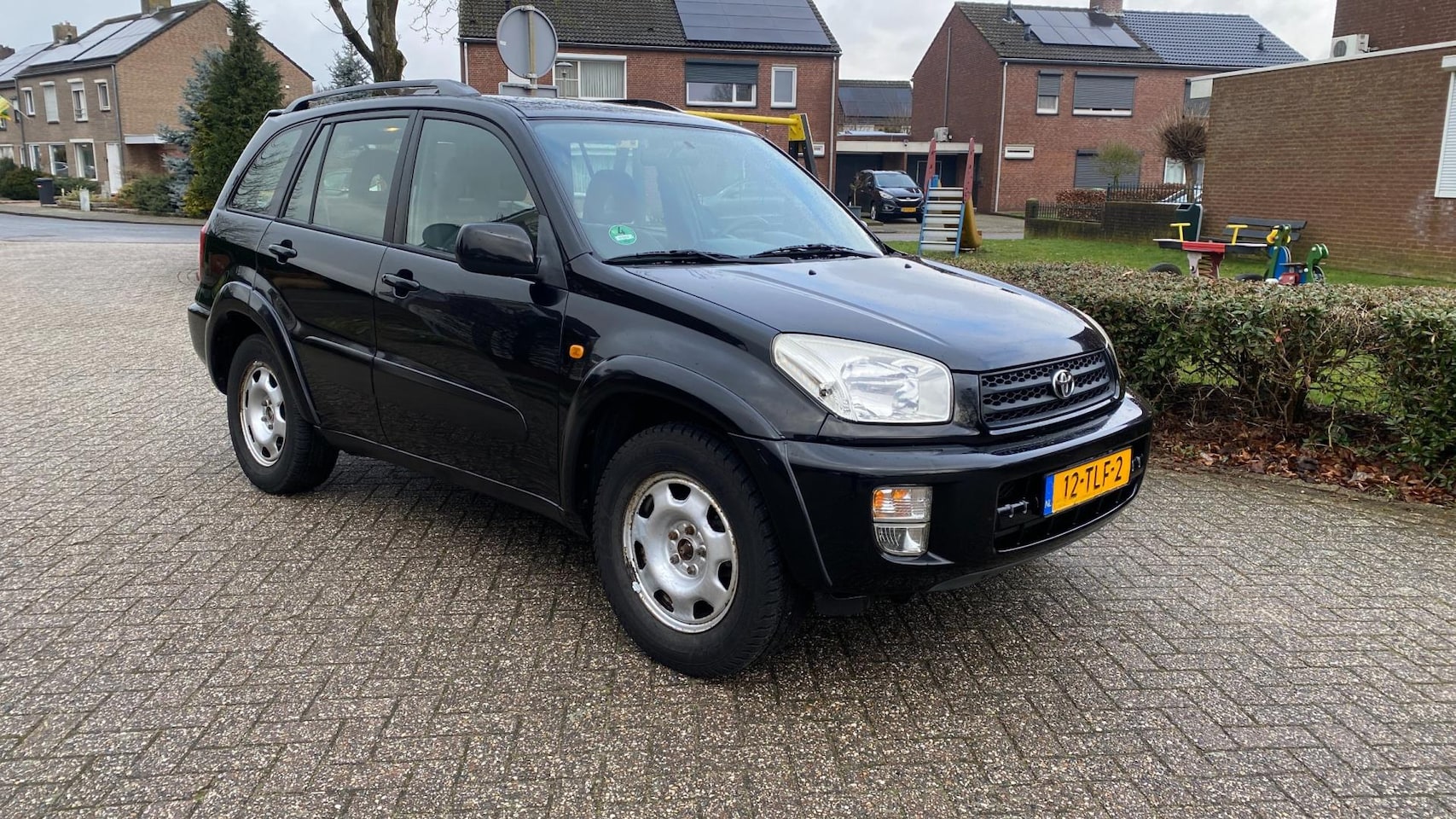 Toyota RAV4 - 1.8-16V VVT-i Luna 1.8-16V VVT-i Luna - AutoWereld.nl