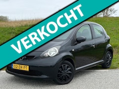 Toyota Aygo - 1.0 AUTOMAAT / 5-DRS / NAP / APK / NETTE AUTO