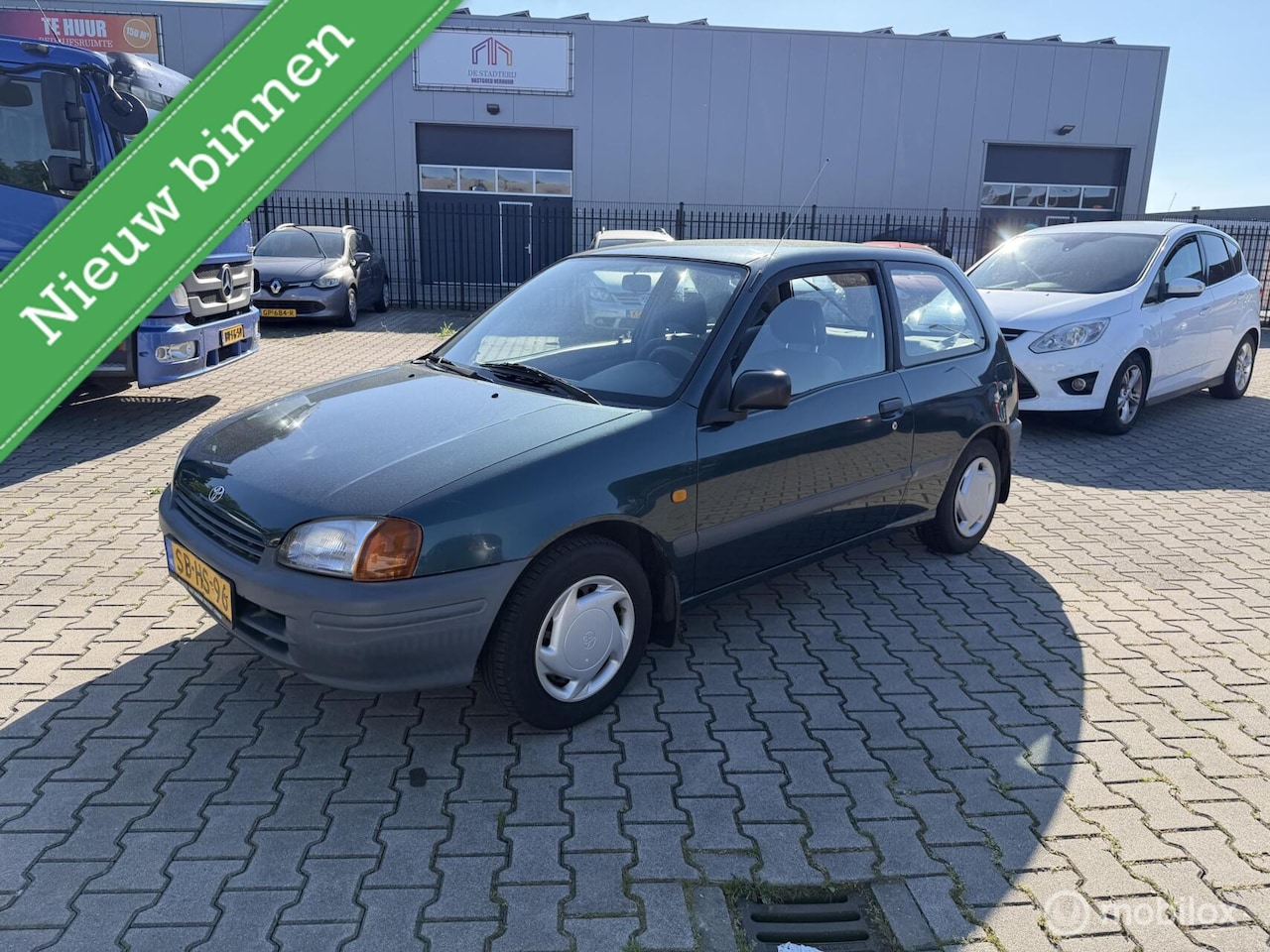 Toyota Starlet - 1.3-16V Sport 1.3-16V Sport - AutoWereld.nl