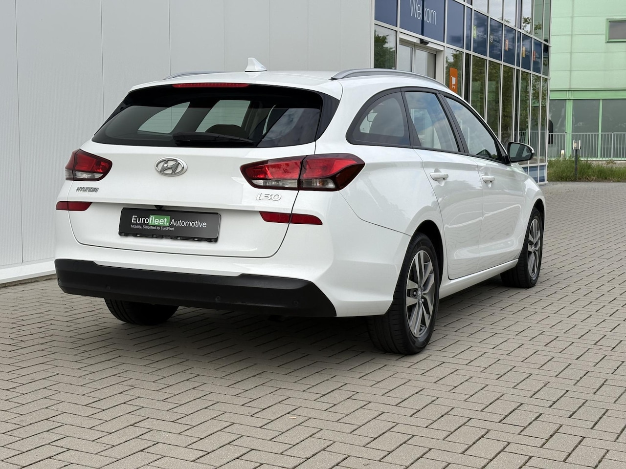 Hyundai i30 - 1.4 T-GDI Comfort | AUTOMAAT | Carplay | Camera | Stuur & stoelverwarming | Trekhaak