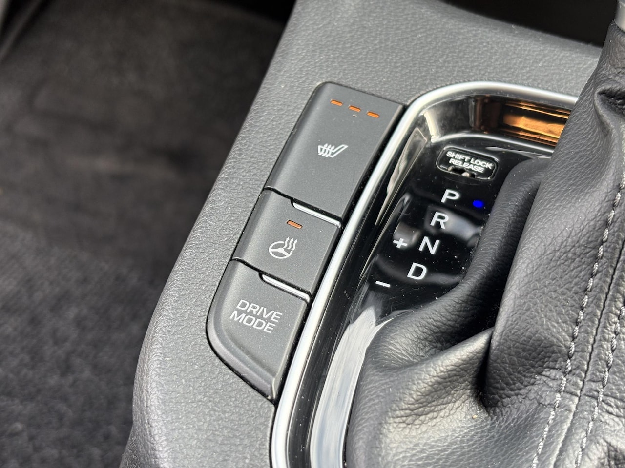Hyundai i30 - 1.4 T-GDI Comfort | AUTOMAAT | Carplay | Camera | Stuur & stoelverwarming | Trekhaak