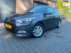Hyundai i20 - 1.0 T-GDI Go CAMERA AIRCO LED 2017