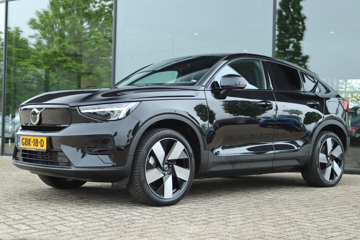 Volvo C40 - SINGLE MOTOR EXTENDED RANGE PLUS 82KWH | PANO | CARPLAY | ACC | LED | KEY-LESS | VIRT. COC - AutoWereld.nl