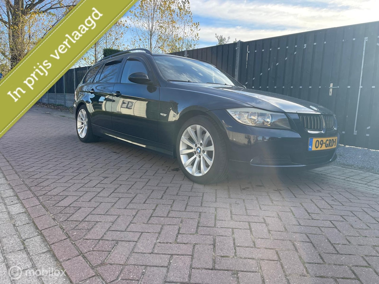 BMW 3-serie Touring - 318i Executive 318i Executive - AutoWereld.nl