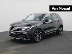 Volkswagen Tiguan - 1.4 TSI eHybrid R-Line Business+ 245 PK| Dealeronderhouden | Trekhaak | Panoramadak | Navi