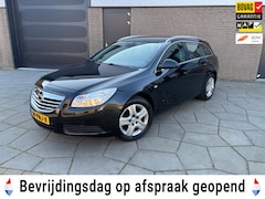 Opel Insignia Sports Tourer - 1.8 Edition|Prachtige Station|Trekhaak| Dakrails|Park.sens. V+A |All-Season banden|best.st