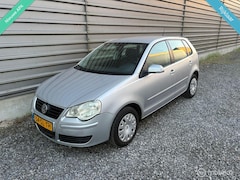 Volkswagen Polo - 1.4-16V Comfortline