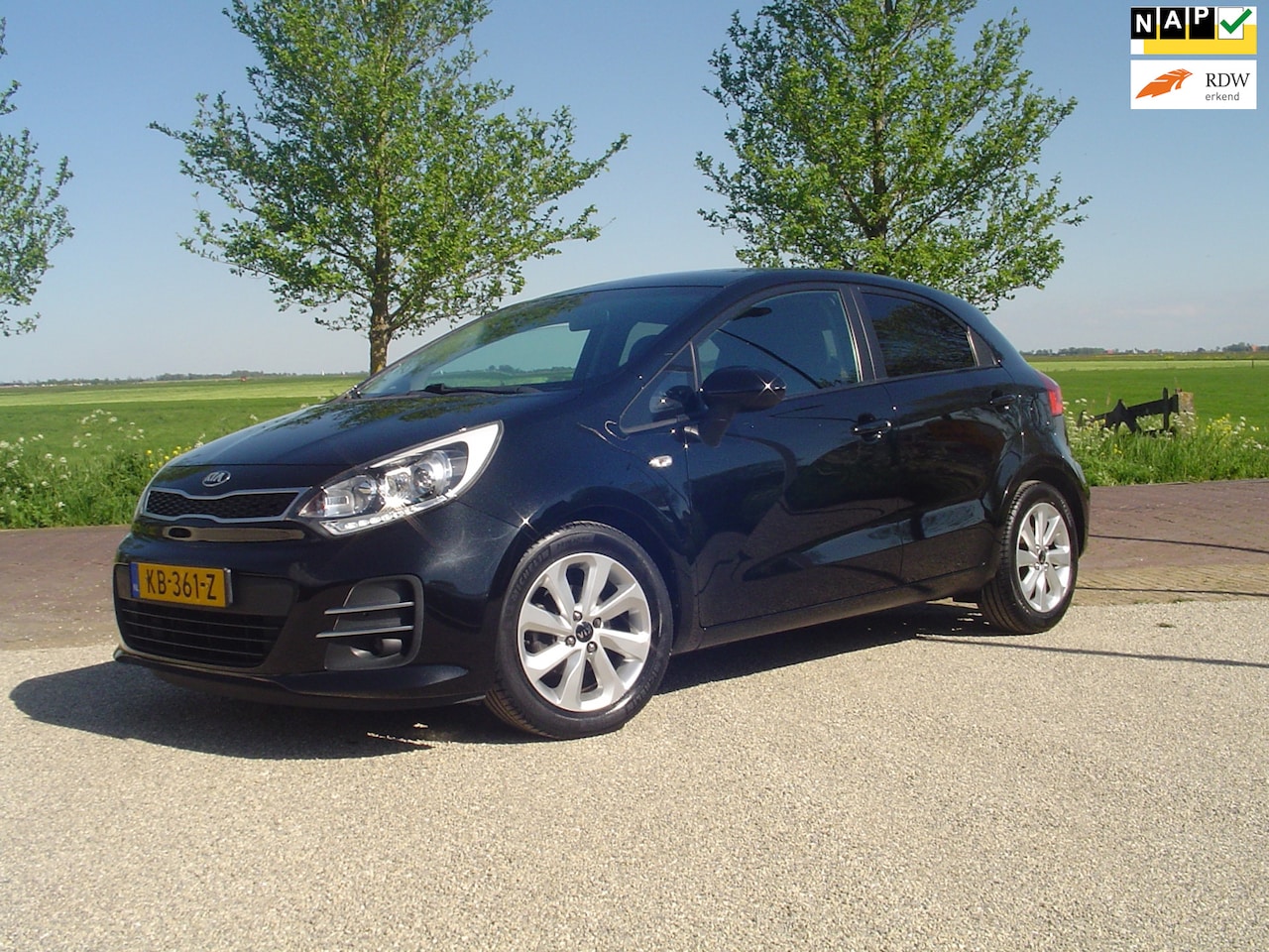 Kia Rio - 1.2 CVVT DynamicLine / Airco / Cruise / NAP - AutoWereld.nl