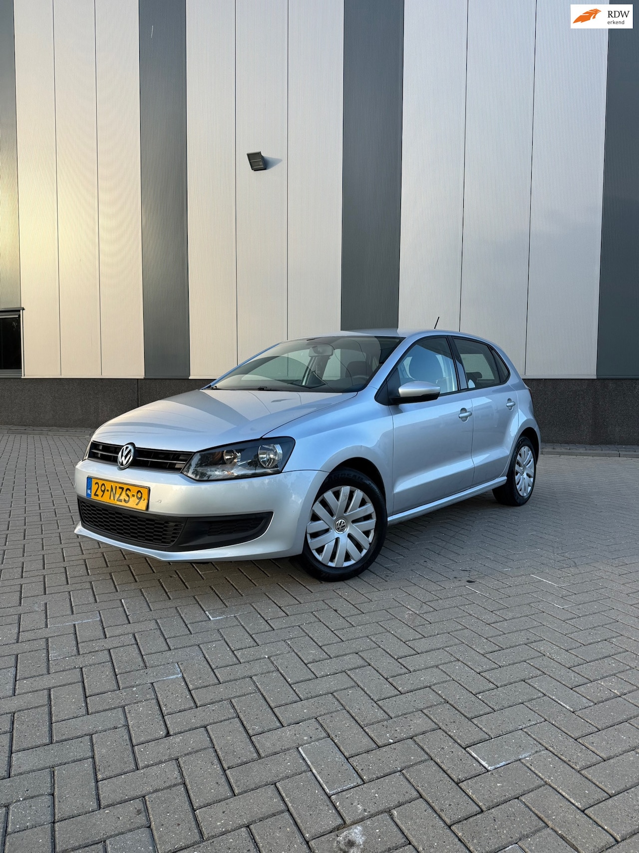 Volkswagen Polo - 1.4 Benzine 2011 Comfortline | Nette staat - AutoWereld.nl