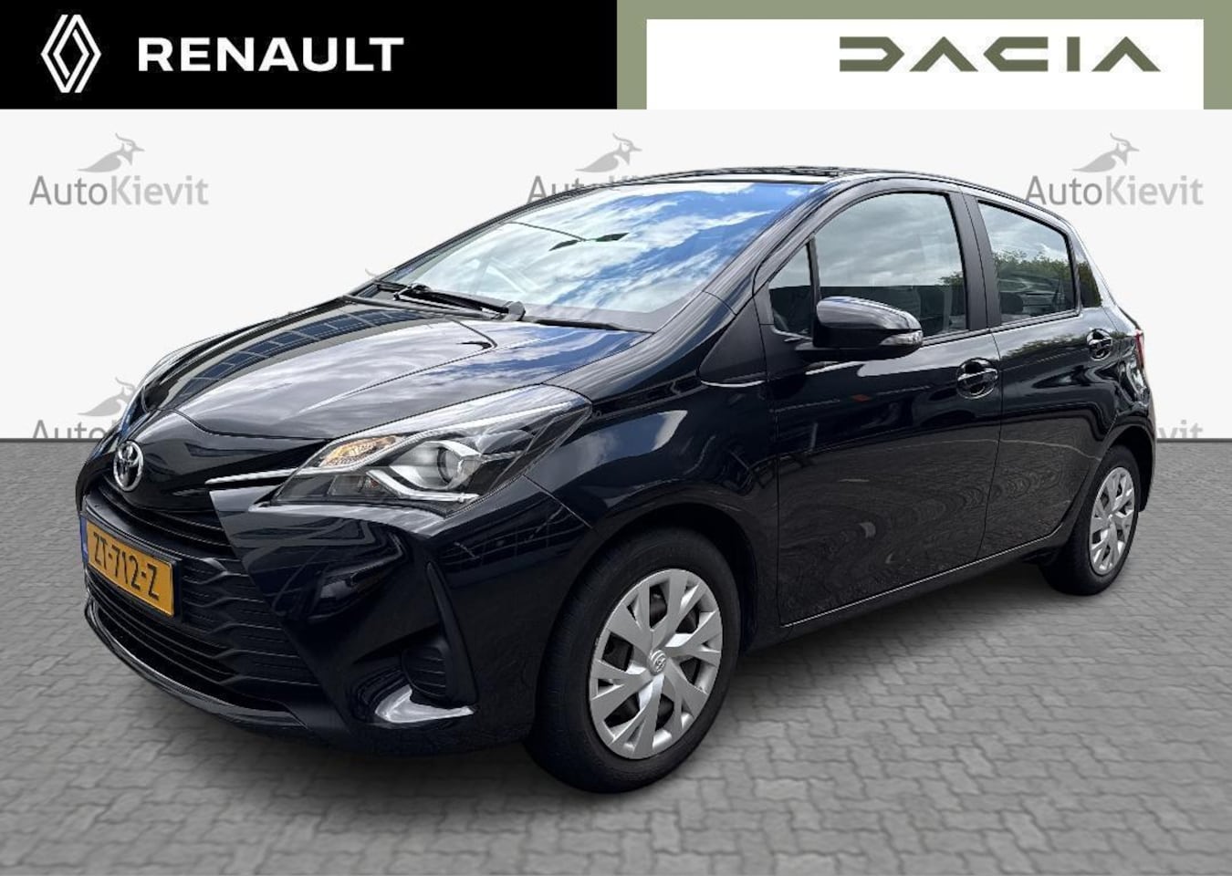 Toyota Yaris - 1.5 VVT-i Active - Navigatie / Camera - AutoWereld.nl