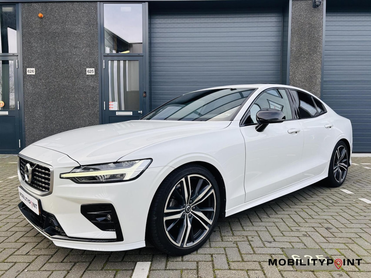 Volvo S60 - 2.0 T4 R-Design | Polestar Engineered | Pano | HUD - AutoWereld.nl