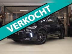Volkswagen T-Roc - 2.0 TSI 4Motion R /PANO/CARPLAYBLINDSPOT/D/SFEER/ACC/VOL