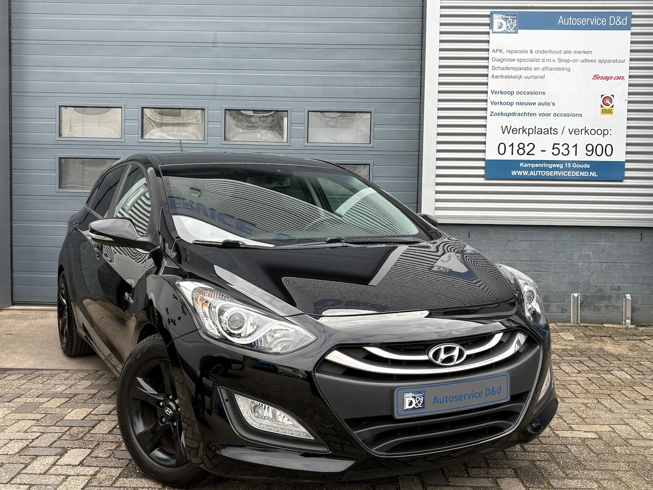 Hyundai i30 - 1.6 GDI Go! 2014|Navi|Camera|ECC|NAP - AutoWereld.nl