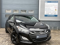 Hyundai i30 - 1.6 GDI Go 2014|Navi|Camera|ECC|NAP