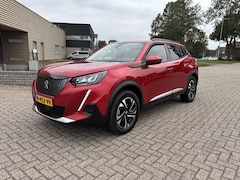 Peugeot 2008 - 1.2 PureTech Blue Lease Allure [ Apple cp, cruise, navi, camera, lmv ]