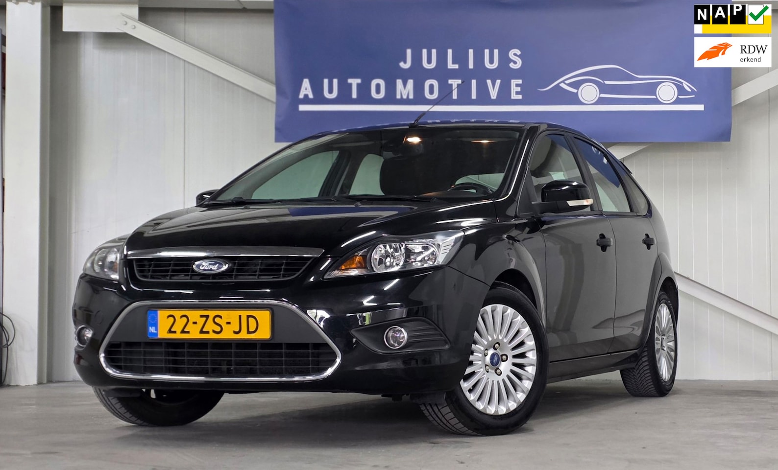 Ford Focus - 1.6 Titanium Trekhaak Automaat Clima APK 05-2027 Garantie Mooi! - AutoWereld.nl