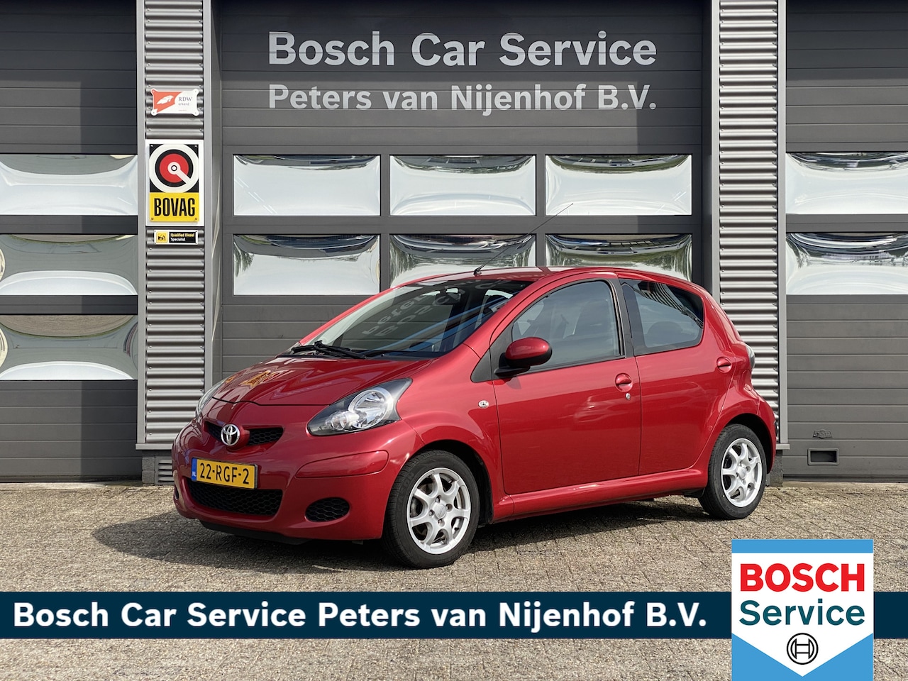 Toyota Aygo - 1.0-12V Comfort Navigator 5DRS AIRCO LICHTMETALEN VELGEN 123DKM - AutoWereld.nl