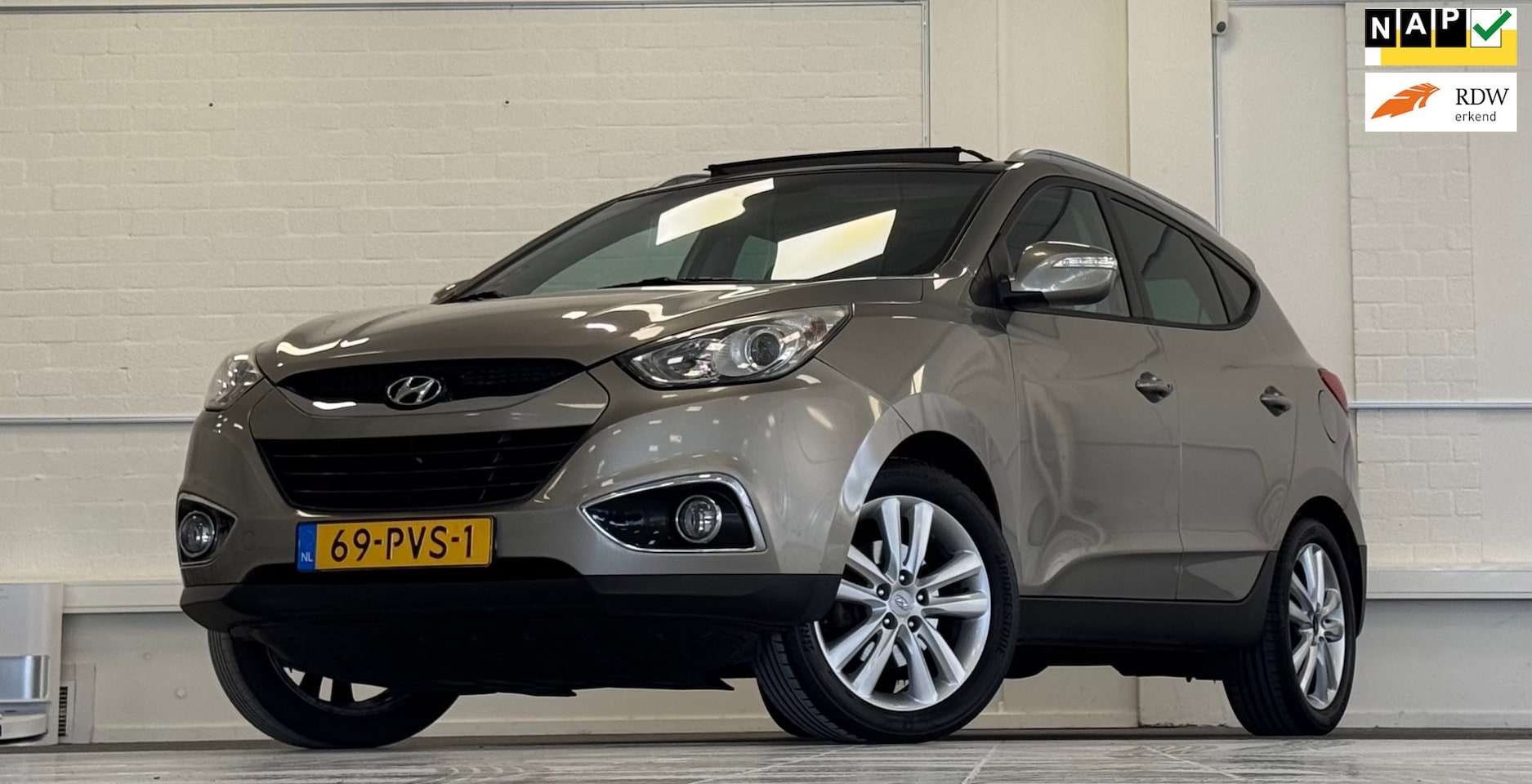Hyundai ix35 - 2.0i i-Catcher Lerenbekleding Camera Navi APK 5-2027 - AutoWereld.nl