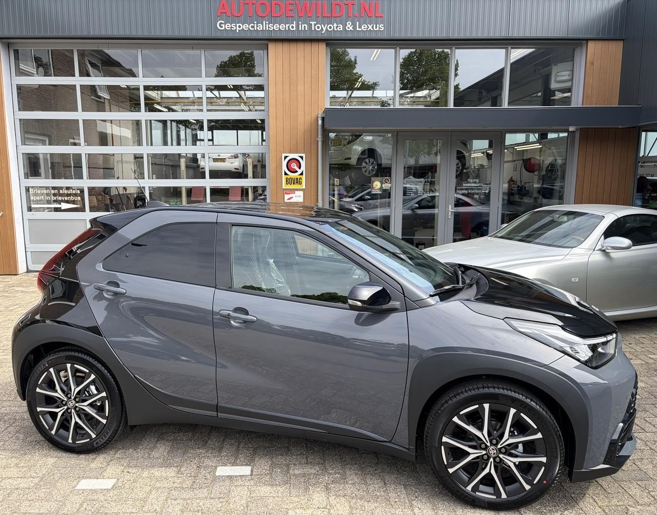 Toyota Aygo X - 1.5 Hybrid GR SPORT *NIEUW* - AutoWereld.nl