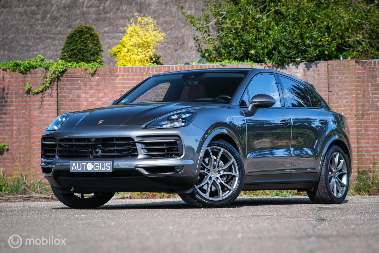 Porsche Cayenne Coupé - 3.0 E-Hybrid | Dealer OH | Meesturende As | Sportchono | Stoelkoeling | Dubbel glas | Trek - AutoWereld.nl