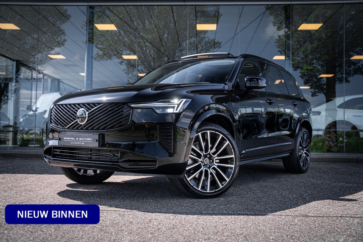 Volvo XC90 - T8 Plug-in hybrid AWD ULTRA DARK **Lucht vering** Trekhaak**Panodak B&W**Stoelventilatie+M - AutoWereld.nl