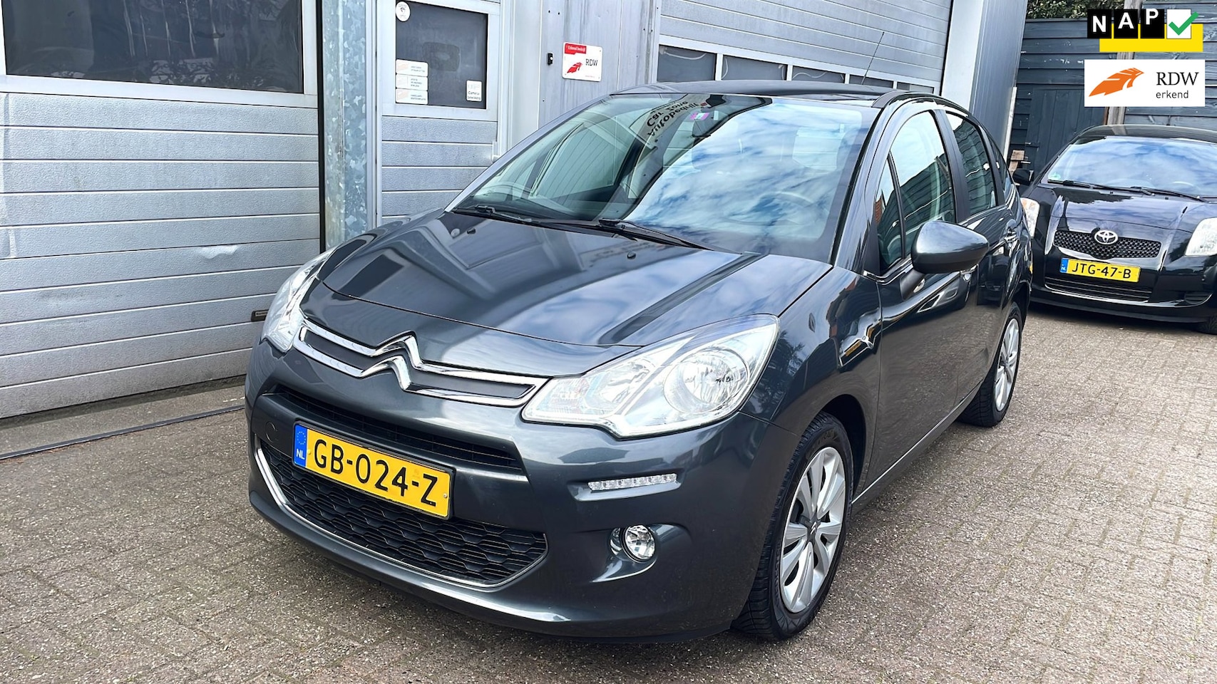 Citroën C3 - 1.2 PureTech Collection 2015-NAP-Clima-Cruise-APK - AutoWereld.nl