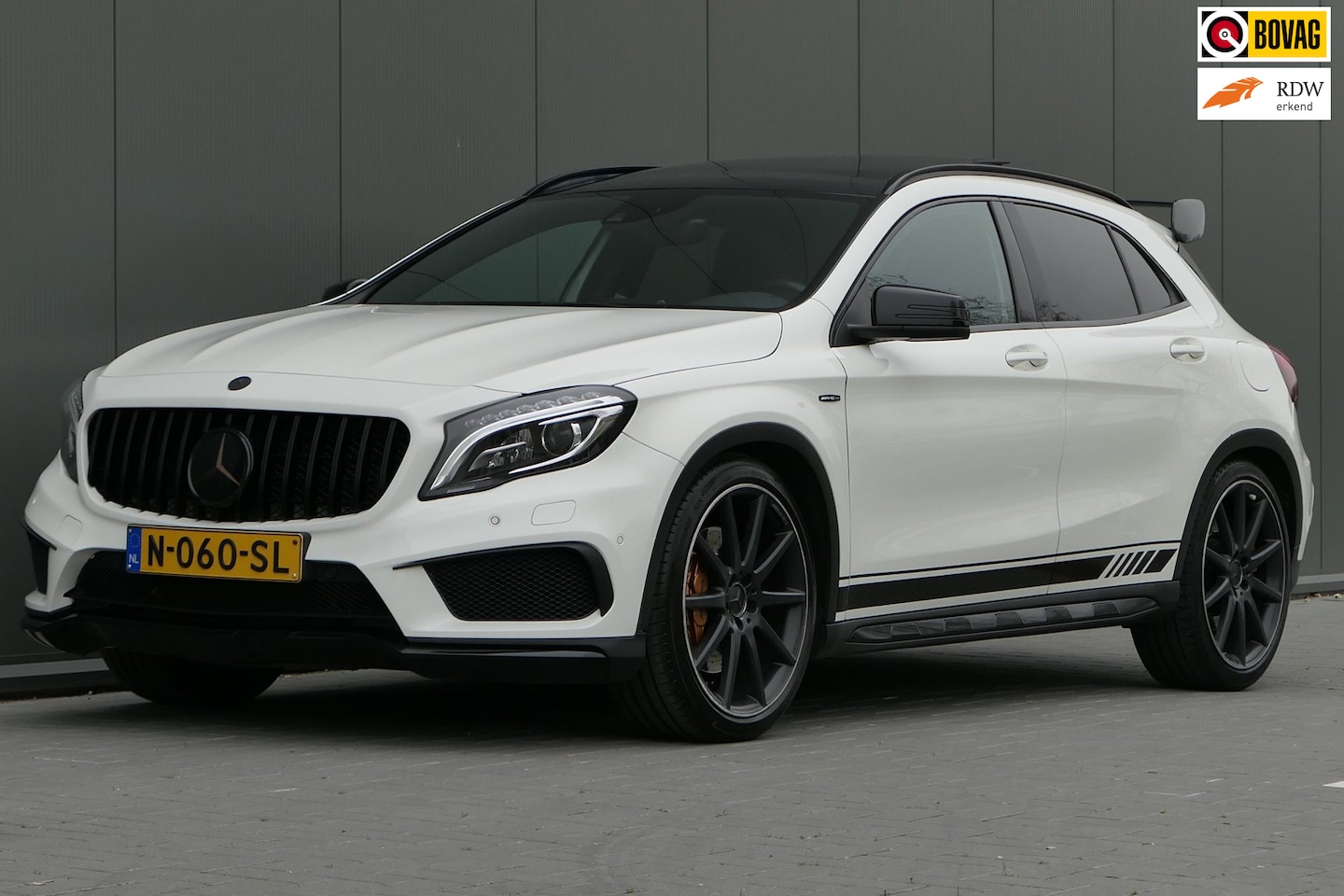 Mercedes-Benz GLA-Klasse - AMG 45 4MATIC First edition Panorama Stoelverwarming - AutoWereld.nl