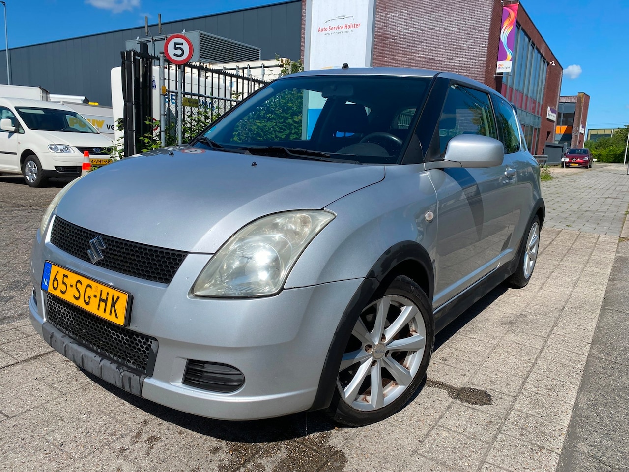 Suzuki Swift - 1.3 GLS 1.3 GLS, Apk, Nap, Nieuwe versnellingsbak, Inruil mogelijk. - AutoWereld.nl