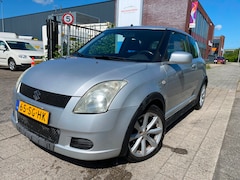 Suzuki Swift - 1.3 GLS, Apk, Nap, Nieuwe versnellingsbak, Inruil mogelijk