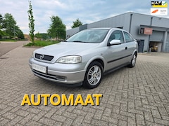 Opel Astra - 1.8-16V Club Airco AUTOMAAT