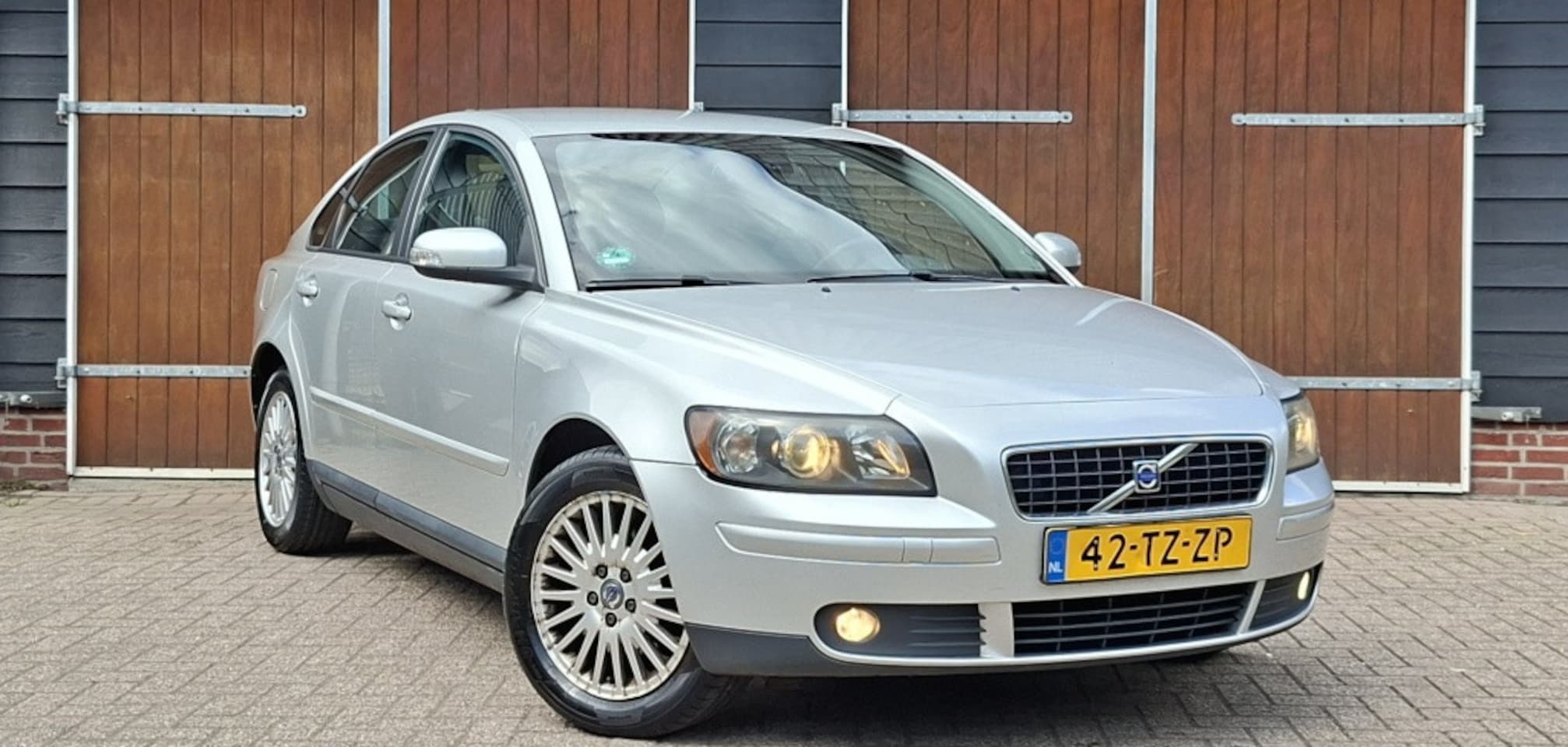Volvo S40 - 1.8 Edition II Airco | Cruise control | NAP | - AutoWereld.nl