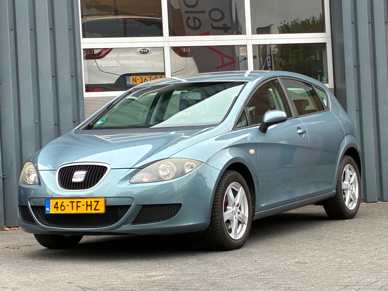 SEAT Leon - 1.6 Reference Airco Apk 07-05-2027 - AutoWereld.nl