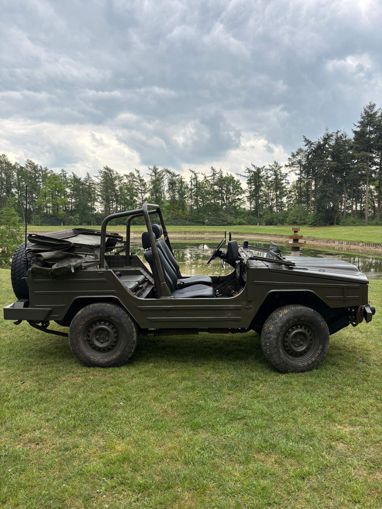 Volkswagen Iltis - iltis 1,7     55kw  75pk    4x4 - AutoWereld.nl