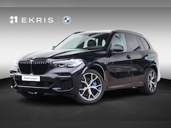 BMW X5 - xDrive45e High Executive M Sportpakket/ Trekhaak/ Panoramadak/ Stoelverwarming Voor-Achter