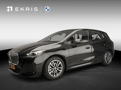 BMW 2-serie Active Tourer - 220i | M-Sportpakket | LED | HUD | Active cruise | Elektr. zetels | Keyles go | DAB | Harm