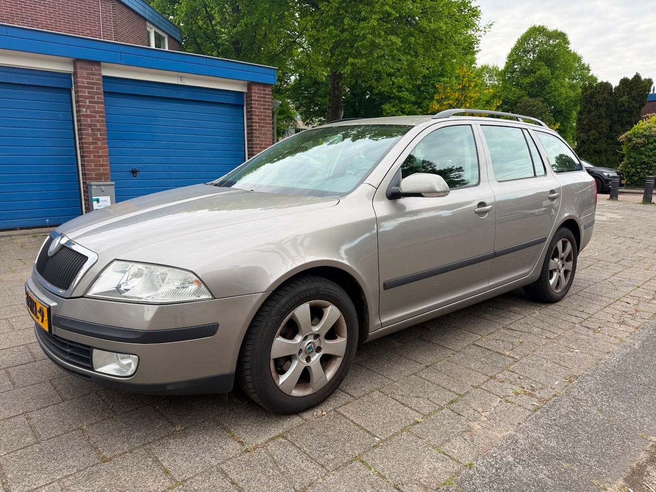 Skoda Octavia Combi - 1.6 FSI Tour 1.6 FSI Tour - AutoWereld.nl