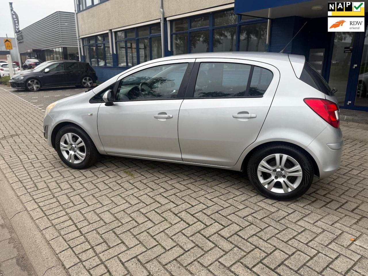 Opel Corsa - 1.2 Anniversay Edition LPG ((( auto rijdt als nieuwe ))) - AutoWereld.nl