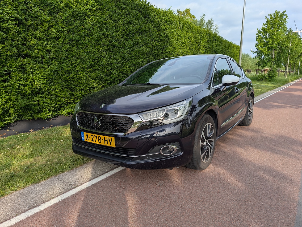 DS 4 - 1.2 PureTech Chic S&S Opera Blue - AutoWereld.nl