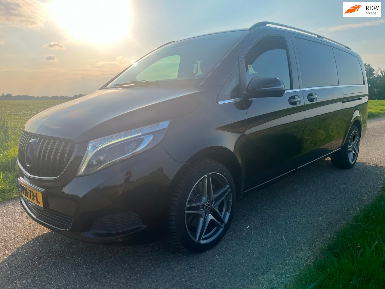 Mercedes-Benz V-klasse - 250d Extra Lang DC Avantgarde 250d Extra Lang DC | Avantgarde | - AutoWereld.nl