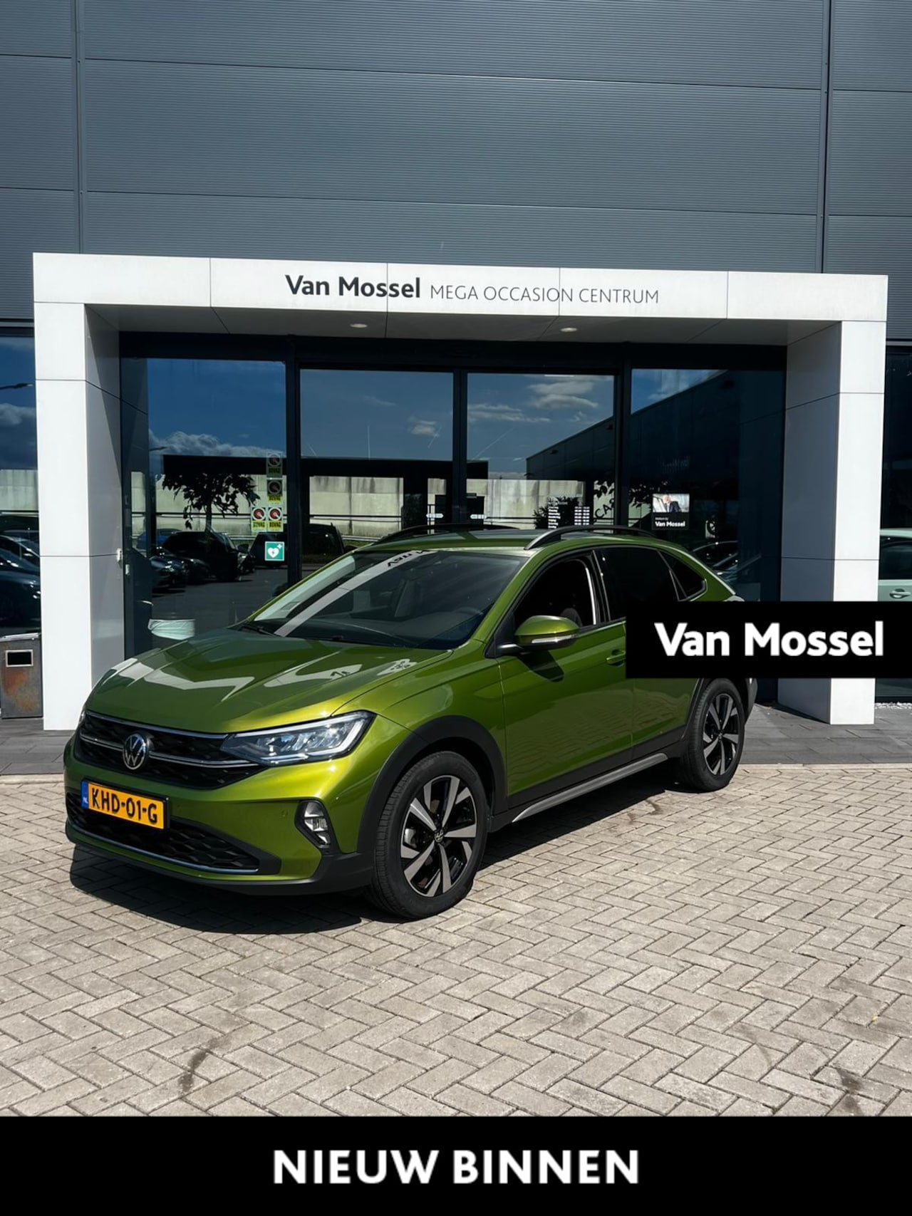 Volkswagen Taigo - 1.0 TSI Life Edition | Cruise Control | Achteruitrijcamera | Keyless | Climate Control | V - AutoWereld.nl